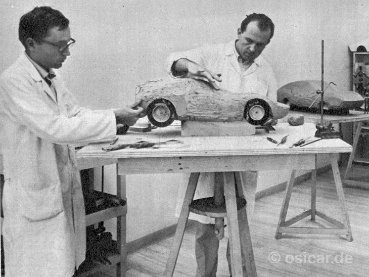 Tonmodell für den ersten Prototypen des OSI Scarabeo auf Alfa Romeo Basis